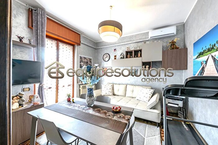 Appartamento trilocale in vendita in Via Mons Piazzoli, Alzano Lombardo