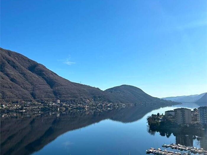 Appartamento quadrilocale in affitto in via vista lago, Centro, Omegna