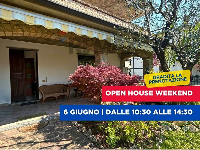 Casa quadrilocale in vendita in Via Adige, Bonate Sopra