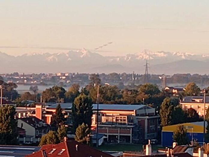 Appartamento quadrilocale in vendita in Via Santa Croce, Moncalieri