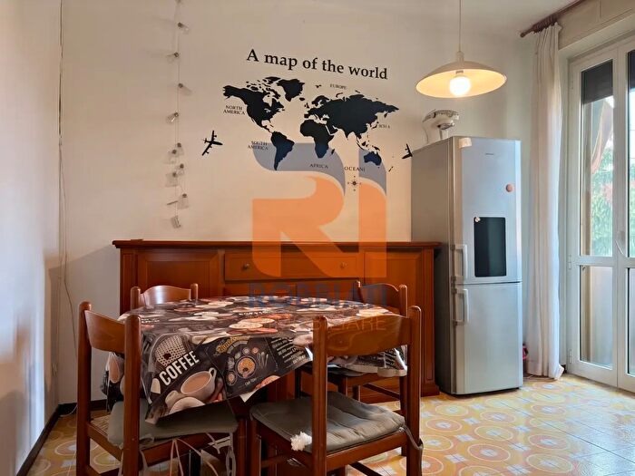 Appartamento quadrilocale in affitto in Via Tommaso Bianchi, Pavia