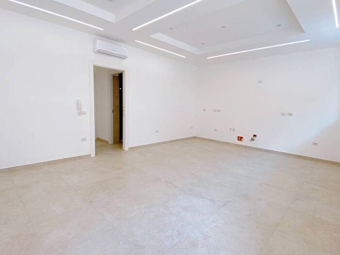 Appartamento trilocale in affitto in Via Bernardino Telesio, Quartu, Quartu SantElena