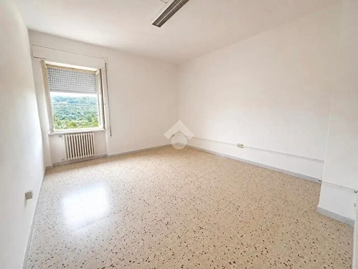 Appartamento quadrilocale in vendita in Corso Garibaldi, Orte
