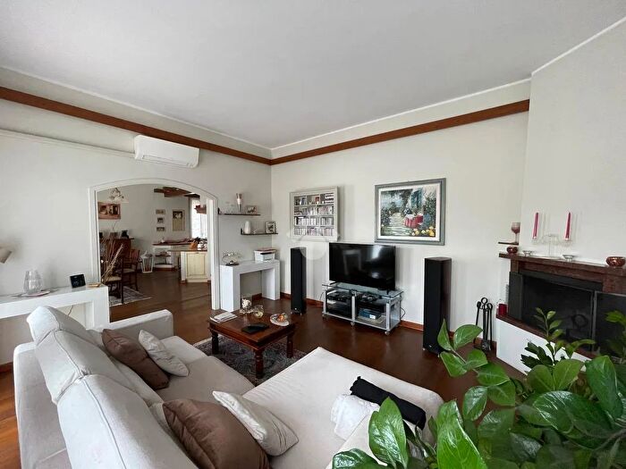 Casa con 6 locali in vendita in Via Lombardia, Legnano