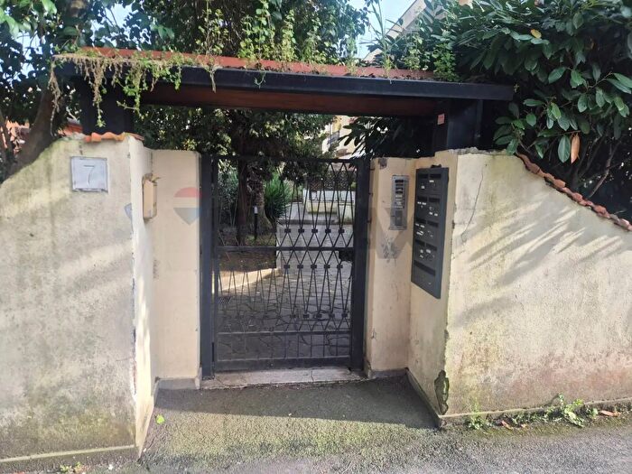 Appartamento trilocale in vendita in Via Villa San Giovanni in Tuscia, Roma