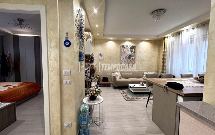 Appartamento bilocale in vendita in Via Michelangelo Buonarroti a, Lodi