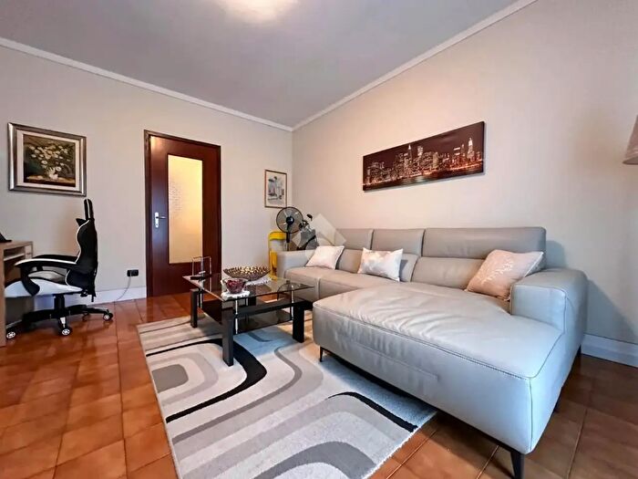 Appartamento trilocale in vendita in Via Giovanni XXIII, Bagnolo Mella