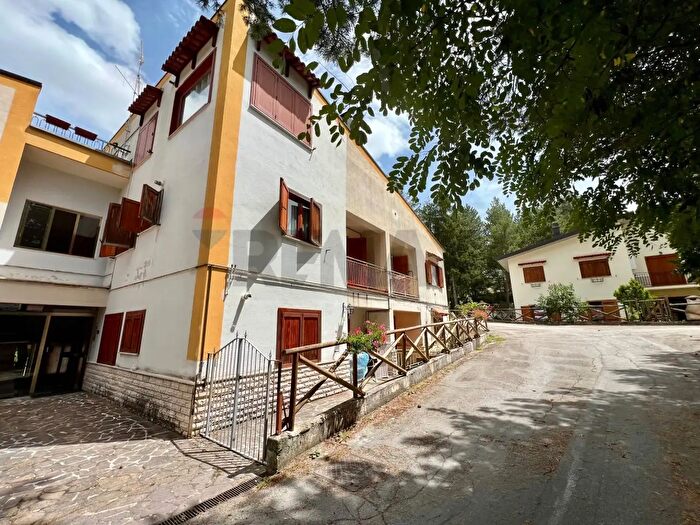 Appartamento bilocale in vendita in Via Pinete del Pizzalto, Campo Di Giove