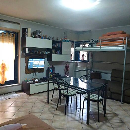 Appartamento monolocale in vendita in Via Valdieri, Torino