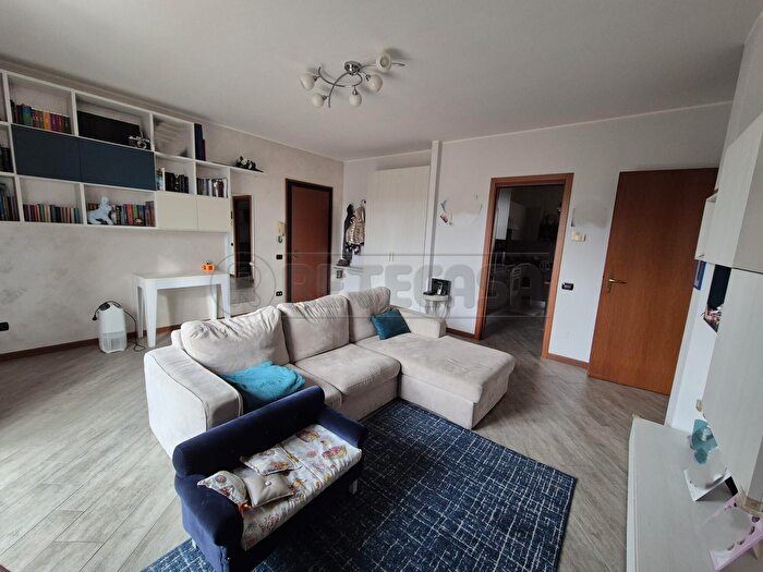 Appartamento trilocale in vendita in Via Sergio Bassi, Bonemerse