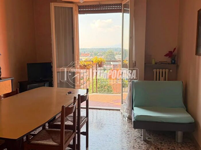 Appartamento trilocale in vendita in Via Piave, Giussano