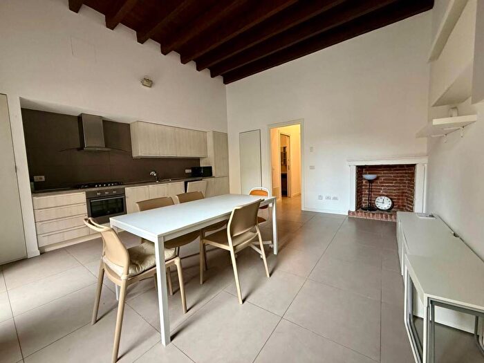 Appartamento bilocale in affitto in Via Pasquale Paoli, Navigli Darsena, Milano