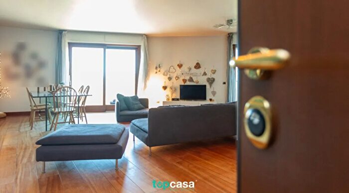 Appartamento bilocale in vendita in Via Francesco Crispi Busto Arsizio Varese Lombardia Italia, Busto Arsizio