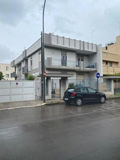 Appartamento trilocale in affitto in via Francesco de Mura, Partigiani Fondone, Lecce