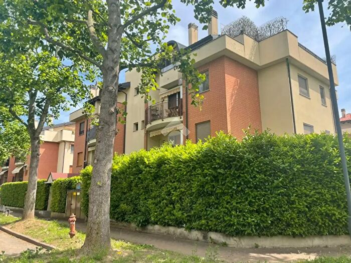 Appartamento bilocale in vendita in Via Carreggia, Cardano Al Campo