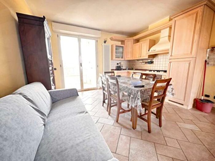 Appartamento trilocale in vendita in BellariaIgea Marina