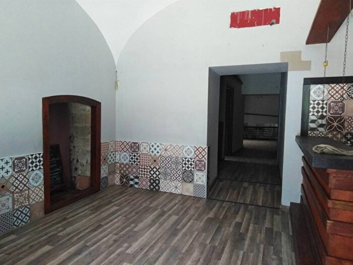 Casa trilocale in vendita in Via Raffaele Gasparri, Centro Storico Corso Trieste, Caserta