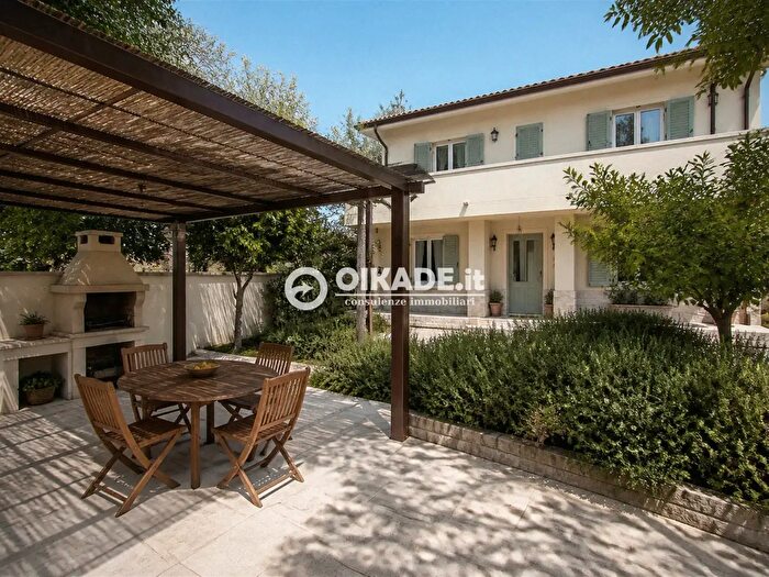 Casa con 9 locali in vendita in Settimo San Pietro