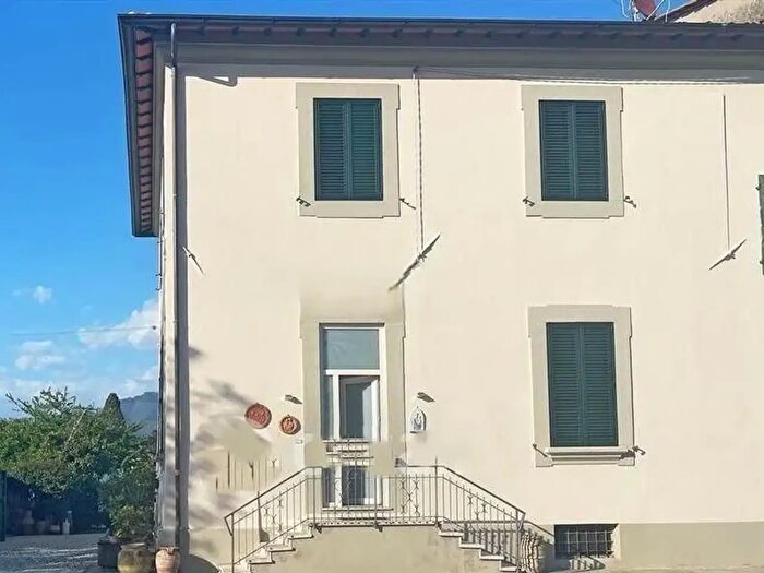 Casa con 5 locali in vendita in Ietro a Vico, Lucca