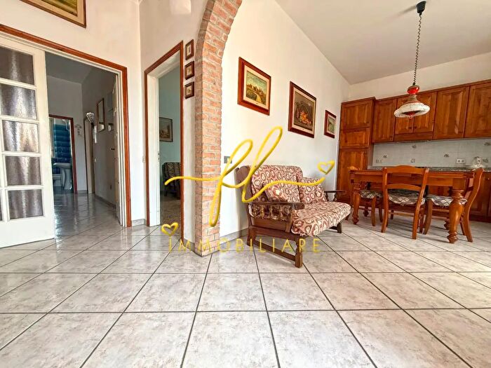 Appartamento trilocale in vendita in Cecina