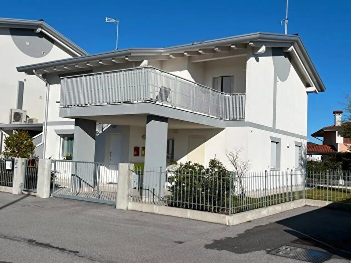 Appartamento bilocale in vendita in Via Enrico Cengarle, Codroipo