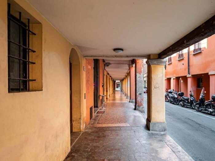 Appartamento bilocale in affitto in Via Orfeo, Santo Stefano, Bologna