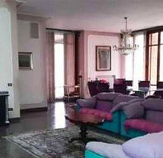 Casa monolocale in vendita in Reggio Emilia