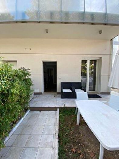 Appartamento trilocale in affitto in Viale Ciro Menotti, Riccione