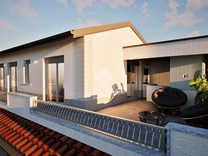 Appartamento quadrilocale in vendita in Via Milano, Barlassina