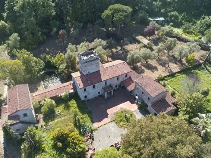 Casa con 6 locali in vendita in Località Senato, Lerici