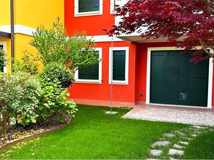 Appartamento trilocale in affitto in via del faro, CavallinoTreporti