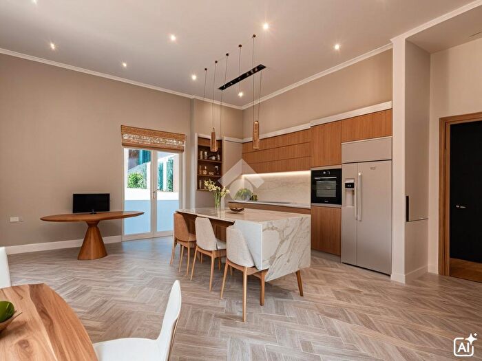 Appartamento trilocale in vendita in Via Giuseppe Garibaldi, Arzano