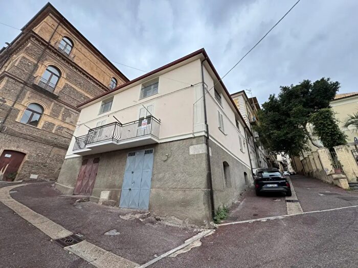 Appartamento con 9 locali in vendita in Vico Belvedere, Lamezia Terme