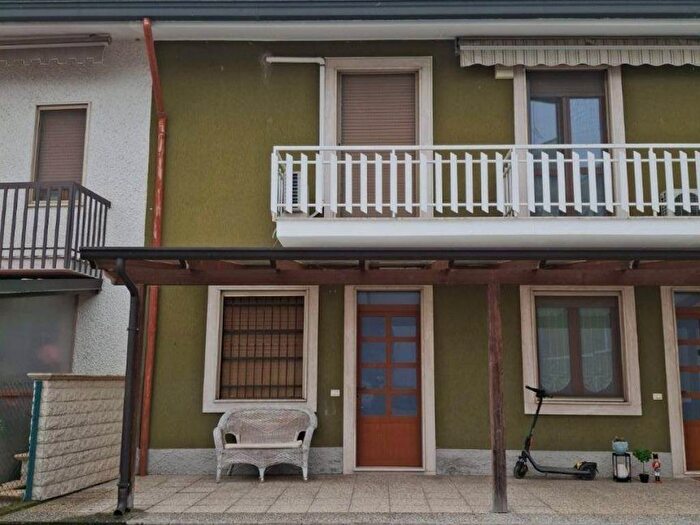 Casa trilocale in affitto in Casalmaiocco