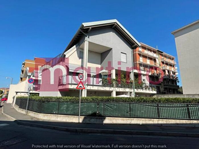 Appartamento quadrilocale in vendita in Via SantAlessandro, Monza