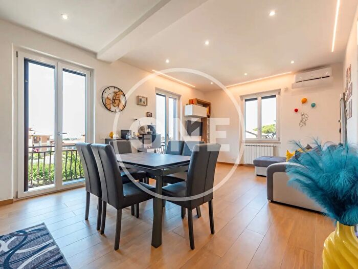 Appartamento trilocale in vendita in Via Nicolò Tommaseo, Marino