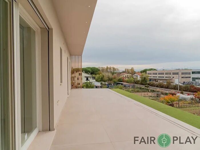 Appartamento quadrilocale in vendita in Via Caduti per La Libertà, Cervia