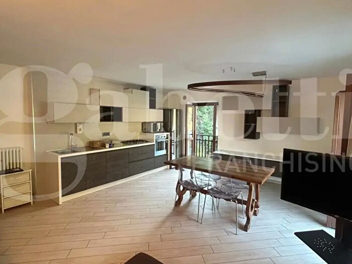 Appartamento quadrilocale in vendita in Via Susa, Bardonecchia
