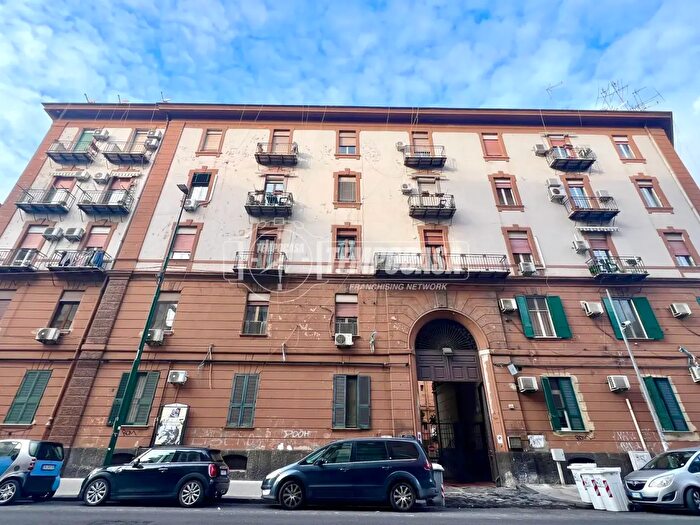 Appartamento bilocale in vendita in Via Colonnello Carlo Lahalle Cortile, Napoli