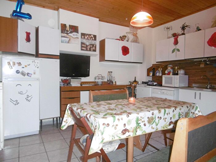 Casa bilocale in vendita in Viggiu