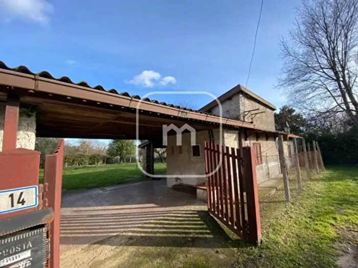 Casa bilocale in vendita in Via Samele, Cave