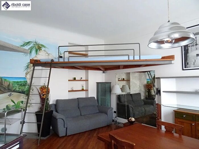 Appartamento monolocale in vendita in Triuggio