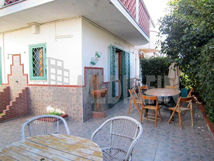 Casa quadrilocale in vendita in Contrada Fabbrica, CoriglianoRossano