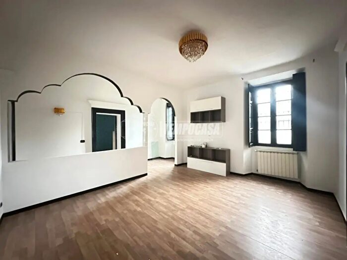 Appartamento trilocale in vendita in Via Santa Marta, Trezzo SullAdda