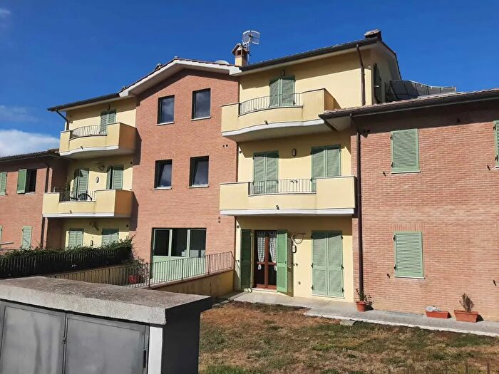 Appartamento con 5 locali in vendita in Via Agostino Carosi Arcangeli, Montecastrilli