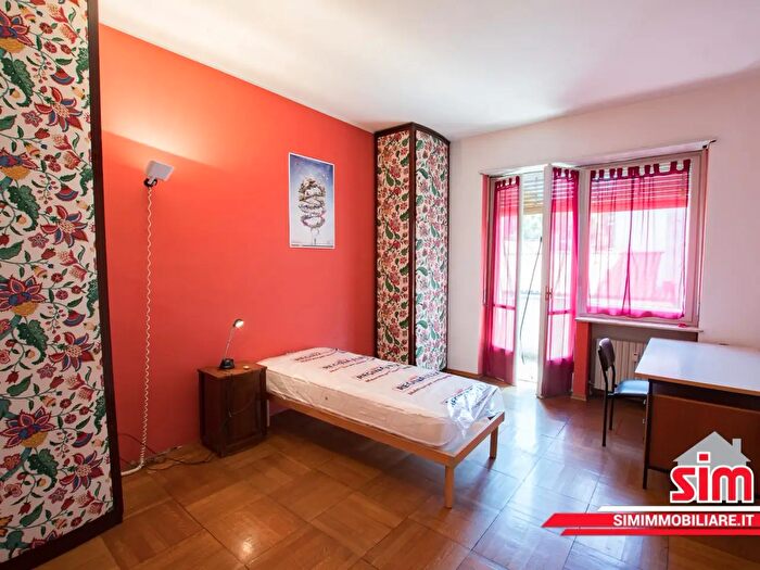 Appartamento con 5 locali in affitto in Via Pietro Custodi Snc, Novara