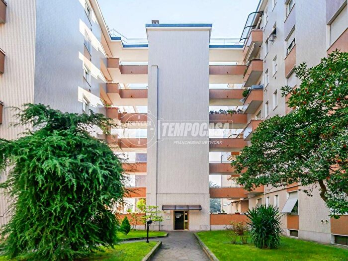 Appartamento bilocale in affitto in Viale delle Rimembranze di Greco, Cascina dei Pomi, Milano