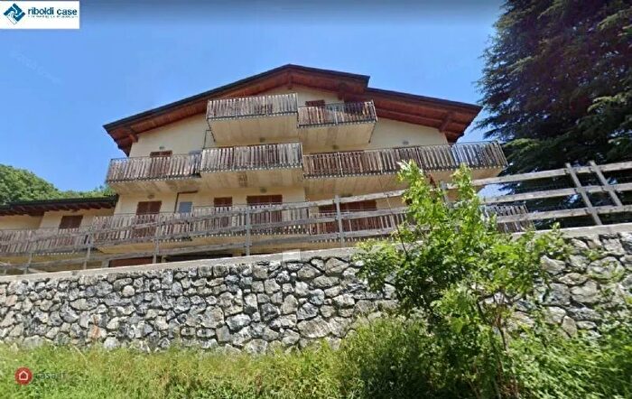 Appartamento trilocale in vendita in Sormano