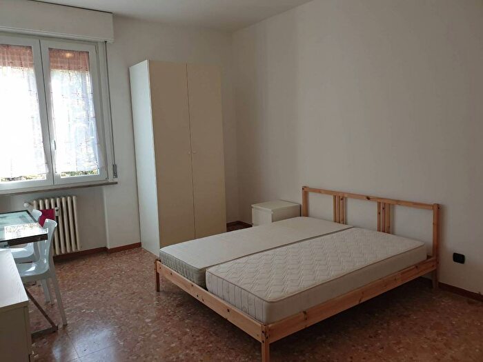 Appartamento trilocale in affitto in Viale Alberto Pasini, Pablo Prati Bocchi, Parma