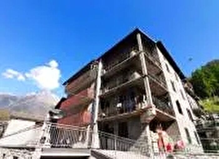 Casa bilocale in vendita in Lanzada Via Spini, Lanzada